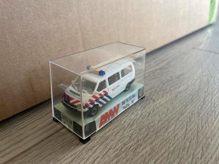 Modelauto 1:87 VW T4/LT Politie Bus, Hobby en Vrije tijd, Modelauto's | 1:87, Zo goed als nieuw, Auto, Overige merken, Ophalen of Verzenden