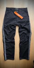 Coolcat STRTDNM design jeans met twee verticale strepen L, W36 - W38 (confectie 52/54), Zwart, Ophalen of Verzenden, Gedragen