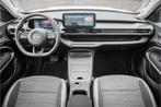 Jeep Avenger Longitude 54 kWh (bj 2024, automaat), Stof, Gebruikt, 156 pk, Wit