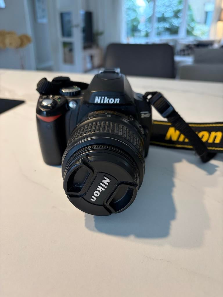 Nikon D40 - Zwarte DSLR Camera, Ophalen of Verzenden, Gebruikt