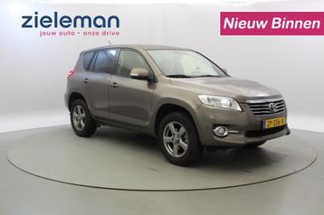 Toyota RAV4 2.0 VVTi X-Style 2WD - Camera, Navi, Trekhaak beschikbaar voor biedingen