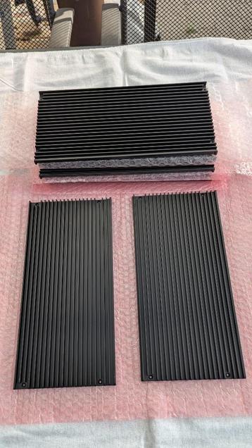 Heatsink 15,5 x 31 cm zwart nieuw beschikbaar voor biedingen