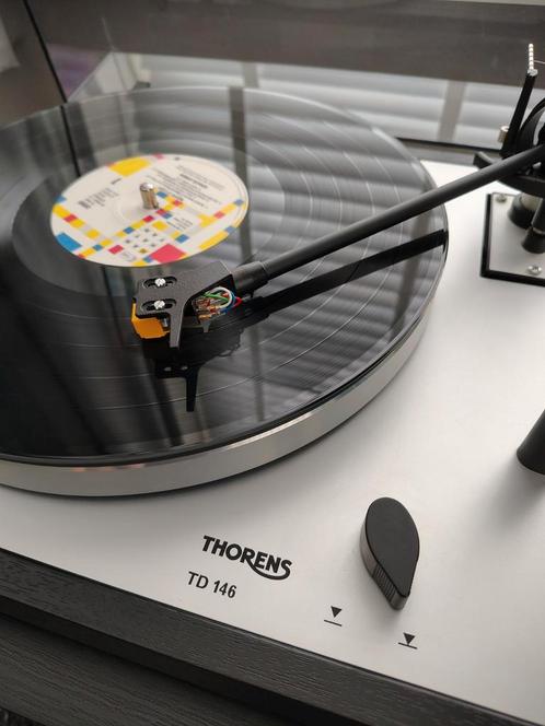 Thorens td 146 mk 1  nieuwstaat, Audio, Tv en Foto, Platenspelers, Zo goed als nieuw, Platenspeler, Thorens, Ophalen of Verzenden