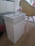 Toiletkastje met wastafel en kraan, Ophalen of Verzenden