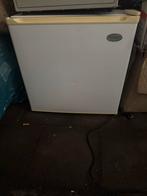 Mini koelkast exquisit, Witgoed en Apparatuur, Koelkasten en IJskasten, Minder dan 75 liter, Ophalen, Met vriesvak, Minder dan 85 cm