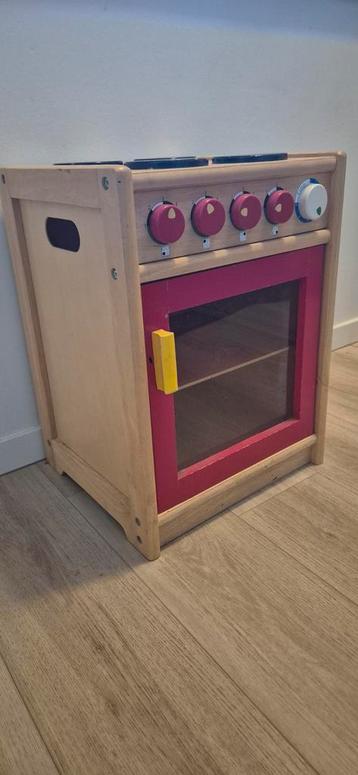 Houten Speelkeuken met Oven beschikbaar voor biedingen