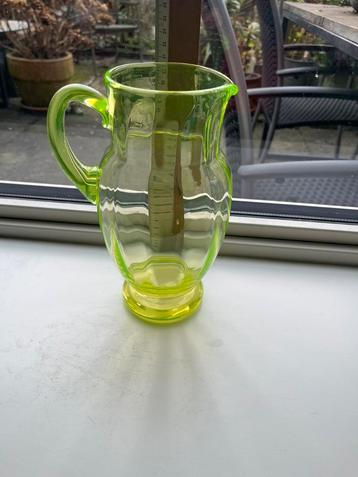 Anna groen, Uranium glazen Art Deco Waterkan, Copier beschikbaar voor biedingen