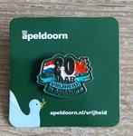 Pin badge 2025 80 jaar vrijheid Apeldoorn bevrijding WW2, Ophalen of Verzenden, Nieuw, Stad of Land, Speldje of Pin
