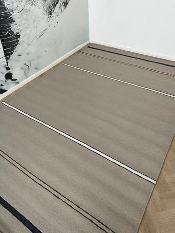 Perletta vloerkleed beige wol 200x300 beschikbaar voor biedingen