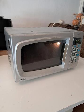 Te koop,proline merk magnetron +Grill beschikbaar voor biedingen