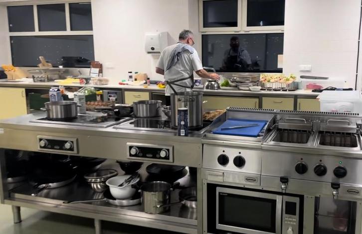 Complete Horeca Inventaris + Rational Combi-Steamer (2023), Zakelijke goederen, Horeca | Keukenapparatuur, Overige typen, Gebruikt