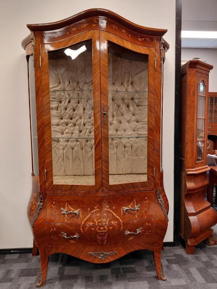 Neo - Rococo vitrinekast met intarsia inlegwerk., Antiek en Kunst, Curiosa en Brocante, Ophalen