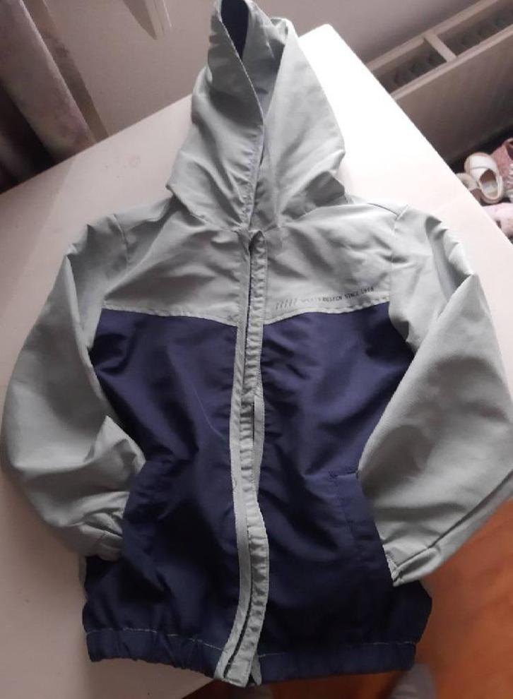 ZGAN blauw/groene zomerjas Mt 110/116, Kinderen en Baby's, Kinderkleding | Maat 110, Zo goed als nieuw, Jongen, Jas, Ophalen of Verzenden