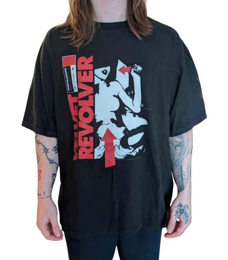 Vintage 2004 Velvet Revolver “Contraband” T-Shirt – XL, Kleding | Heren, T-shirts, Zo goed als nieuw, Maat 56/58 (XL), Zwart, Ophalen of Verzenden
