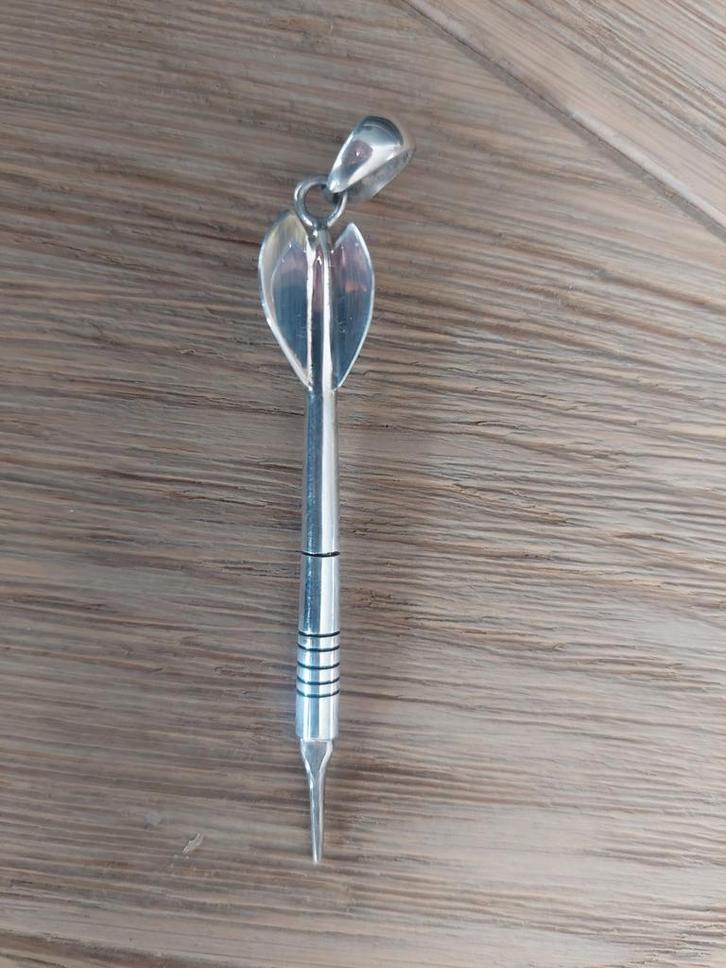 Massief zilveren dartpijl 11.8 gr, Antiek en Kunst, Antiek | Goud en Zilver, Zilver, Ophalen of Verzenden
