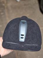 Fluwelen cap met 3-punts veiligheidssluiting, Dieren en Toebehoren, Ophalen, Zo goed als nieuw, Dressuur, Cap