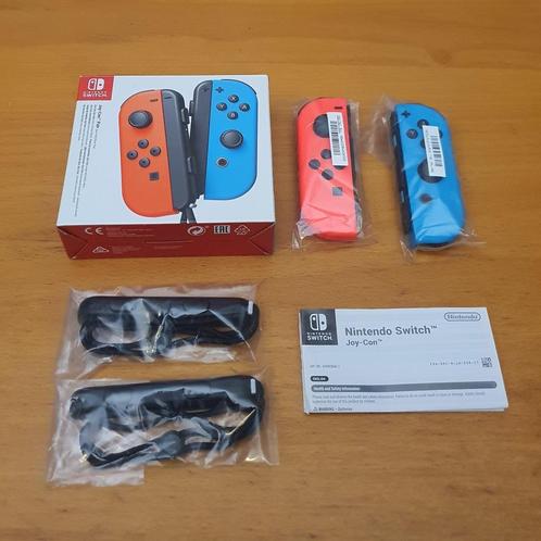 NINTENDO Joy-Con Controller SET Rood en Blauw, Spelcomputers en Games, Games | Nintendo Switch, Gebruikt, Ophalen of Verzenden