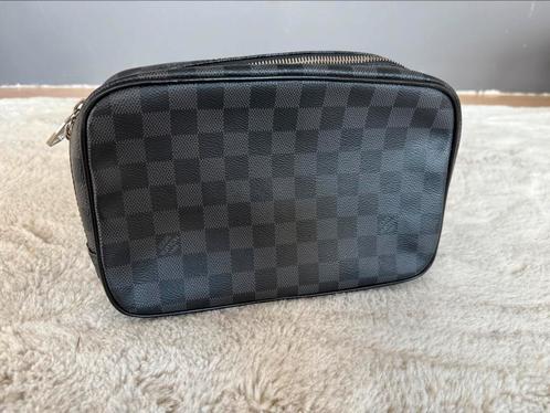Louis Vuitton Damier Graphite GM – origineel met bon, Sieraden, Tassen en Uiterlijk, Toilettassen, Zo goed als nieuw, Bruin, Ophalen of Verzenden