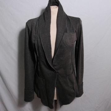 Stoer grijs damesvest.mt s.merk festtvei fashion italy beschikbaar voor biedingen