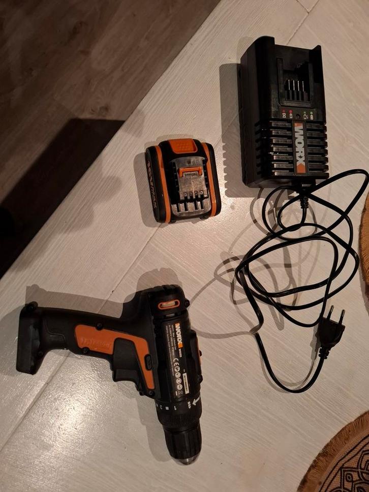 Worx 18V Accuboormachine met Accu en Oplader, Doe-het-zelf en Verbouw, Gereedschap | Boormachines, Gebruikt, Boor- en Schroefmachine