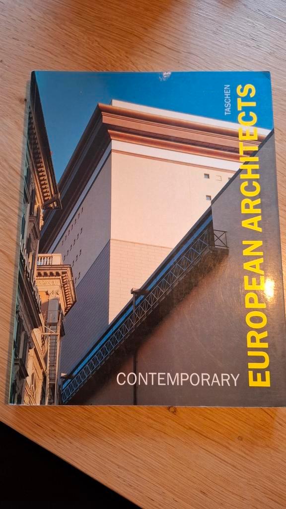 Architectuur Boek - Hedendaagse Europese Architecten, Boeken, Kunst en Cultuur | Architectuur, Gelezen, Ophalen of Verzenden