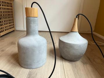 Dutchbone cradle: Stoere hanglampen beton met essenhout beschikbaar voor biedingen