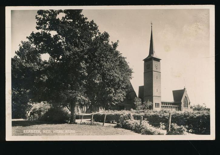 Eerbeek - Ned. Herv. Kerk met Pastorie [KRST009-2045, Verzamelen, Ansichtkaarten | Nederland, Gelopen, Gelderland, 1920 tot 1940