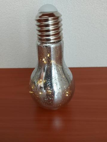 sfeer verlichting( evt. 2 verschillende) beschikbaar voor biedingen