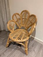 Beliani FLORENTINE II kinderfauteuil Leuke rotan pauwstoel, Ophalen, Zo goed als nieuw, Stoel(en)