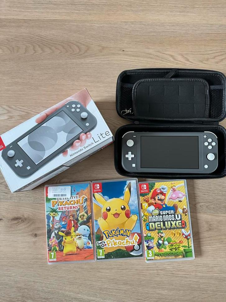 Nintendo Switch Lite + spellen, Spelcomputers en Games, Games | Nintendo Switch, Zo goed als nieuw, Avontuur en Actie, 1 speler