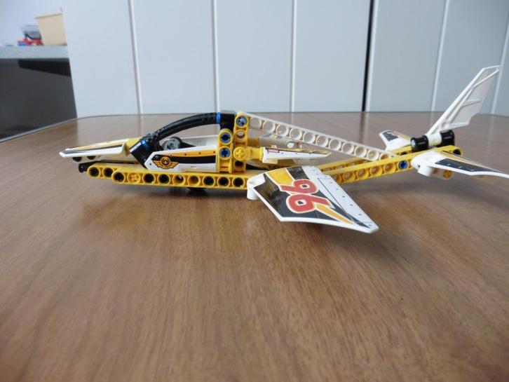 Lego Technic 42044 Display Team straaljager, Kinderen en Baby's, Speelgoed | Duplo en Lego, Gebruikt, Lego, Complete set, Ophalen of Verzenden