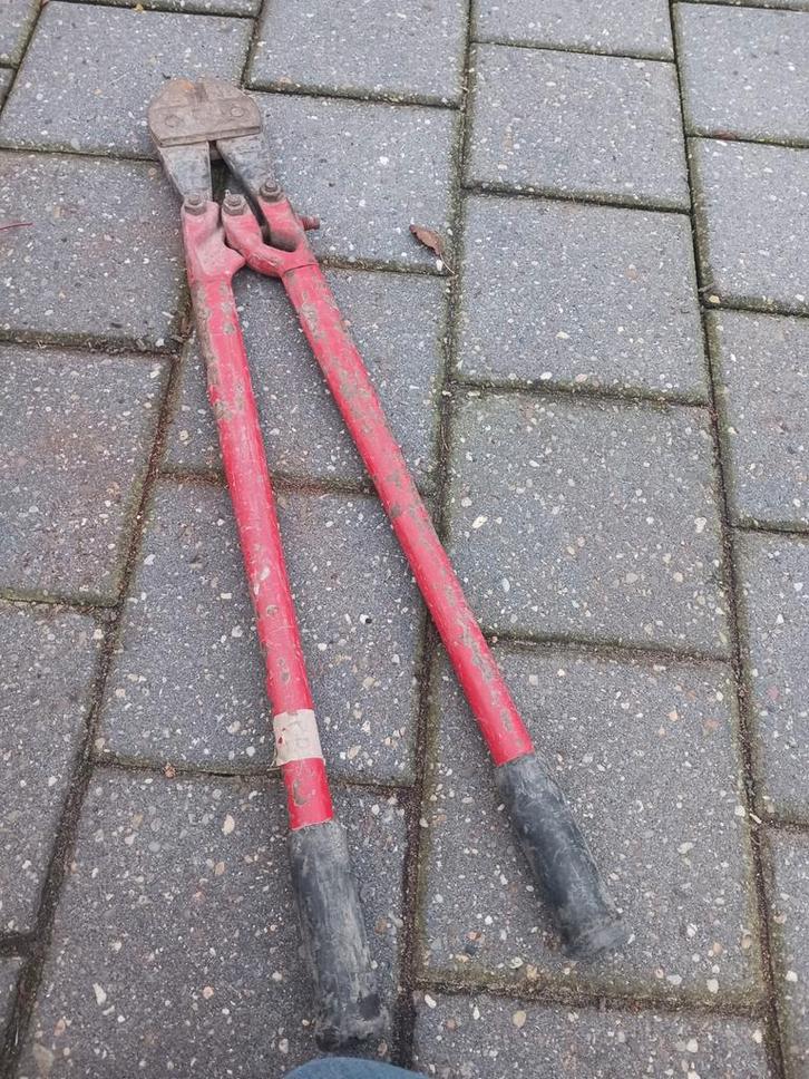 Gebruikte betonschaar, Doe-het-zelf en Verbouw, Gereedschap | Handgereedschap, Gebruikt, Ophalen of Verzenden