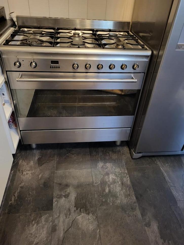 6-Pit Fornuis met oven – in goede staat, Witgoed en Apparatuur, Fornuizen, Zo goed als nieuw, Vrijstaand, Gas, 5 kookzones of meer