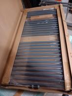 Mat grijs radiator, Doe-het-zelf en Verbouw, Verwarming en Radiatoren, Ophalen, Zo goed als nieuw, Radiator, 30 tot 80 cm