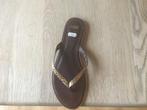 UggTeenslippers origineel in doos maat 40/41, Kleding | Dames, Schoenen, Slippers, Overige kleuren, Nieuw, Ophalen of Verzenden