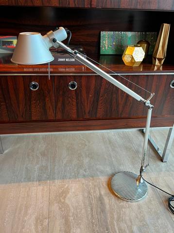 ARTEMIDE Tolomeo Tavolo  |  E27 fitting beschikbaar voor biedingen