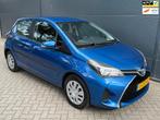 Toyota Yaris 1.5 Hybrid/Automaat/Navi/Airco/achteruitcamera/, Gebruikt, Euro 6, 4 cilinders, Blauw