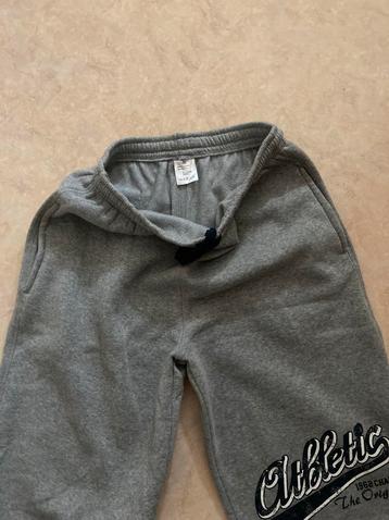 Athletic Grijze Shorts - Maat XL beschikbaar voor biedingen