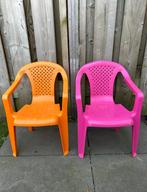 Twee kinder stoeltjes., Ophalen, Zo goed als nieuw