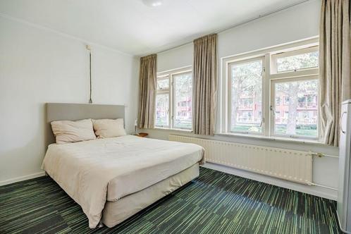 IKEA ENGERDAL Tweepersoonsbed - 140x210x50, Huis en Inrichting, Slaapkamer | Bedden, Zo goed als nieuw, Tweepersoons, 160 cm, 200 cm