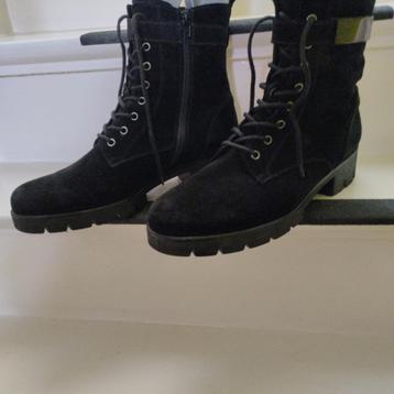 Gabor best fitting enkellaarsjes zwart suede maat 44/43,5 beschikbaar voor biedingen