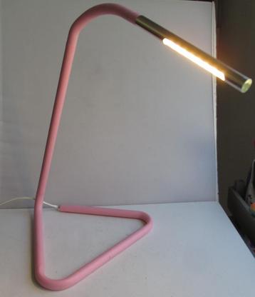 Bureaulamp Led Ikea roze Burolamp~Lamp Buro of Werktafel beschikbaar voor biedingen