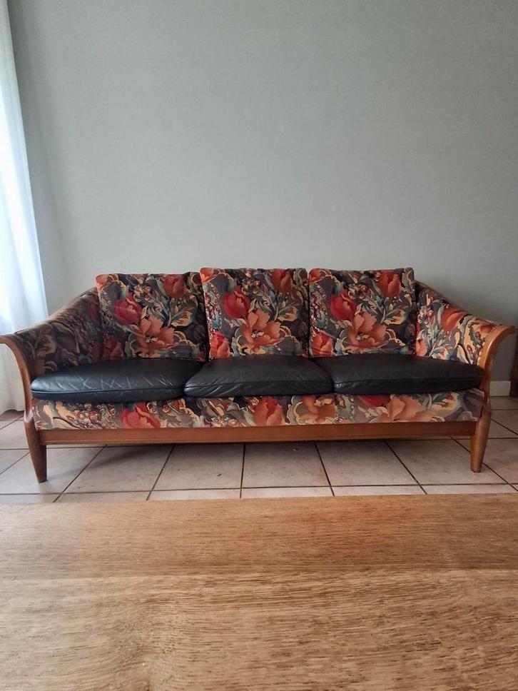 PASTOE bank - Design Klassieker, Huis en Inrichting, Banken | Bankstellen, Vierpersoons of meer, Hout, Leer, Stof, Ophalen