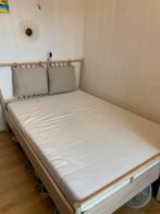 Tweepersoonsbed 140x200 inclusief matras van IKEA, Huis en Inrichting, Slaapkamer | Bedden, Ophalen, Wit, Tweepersoons, 140 cm