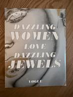 Dazzling Women Love Dazzling Jewels- Vogue .#627 Nov.2002, Boeken, Ophalen of Verzenden, Zo goed als nieuw, Mode algemeen
