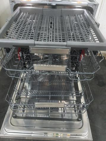 A+++ BAUKNECHT Inbouw vaatwasser met besteklade werkt 100% beschikbaar voor biedingen