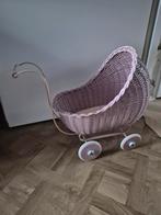Roze Rotan Poppenwagen - Smallstuff, Kinderen en Baby's, Speelgoed | Poppen, Ophalen, Gebruikt, Overige typen
