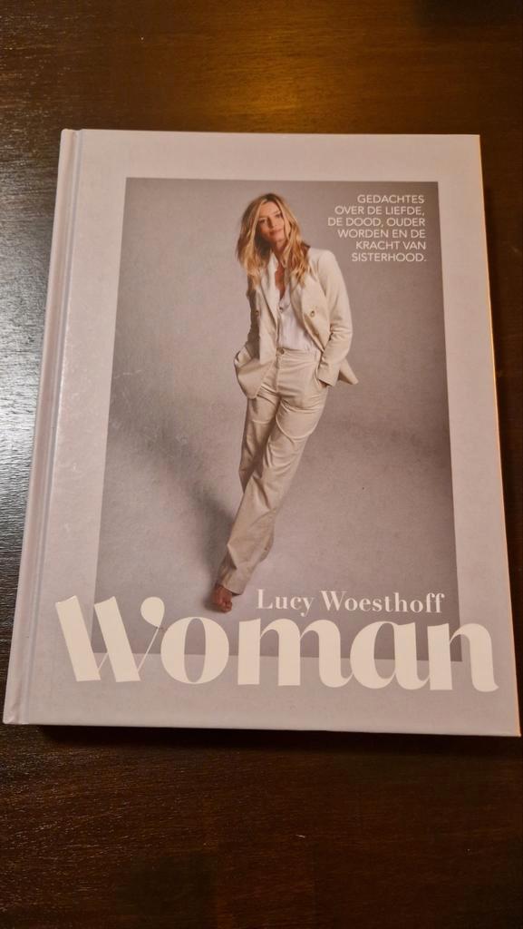 Lucy Woesthoff - Woman, Boeken, Mode, Nieuw, Mode algemeen, Ophalen of Verzenden