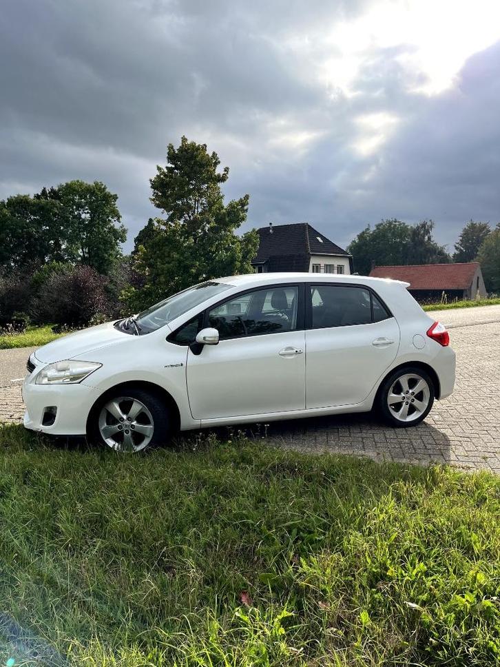 Toyota Auris 1.8 Full Hybrid 5DR CVT 2011 Wit, Auto's, Toyota, Particulier, Auris, ABS, Achteruitrijcamera, Airbags, Airconditioning
