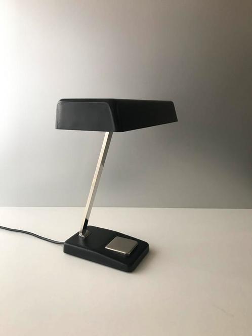 Hillebrand desk lamp 60s vintage black silence of the lamps, Huis en Inrichting, Lampen | Tafellampen, Gebruikt, Minder dan 50 cm